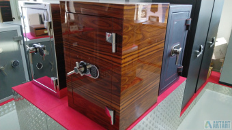 Muller Safe St.Gallen 40201 Brasilian Palisander